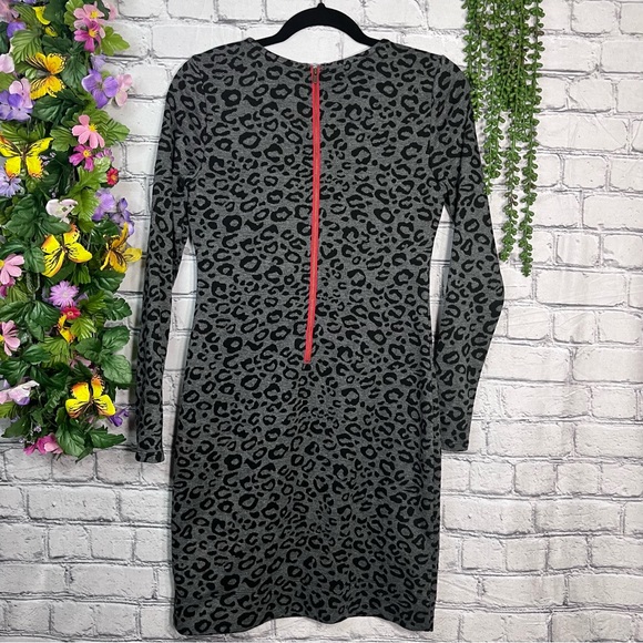 ₽💙2/$40💙Banana Republic Leopard Printed Long Sleeve Dress Size 2/XS - Picture 10 of 16